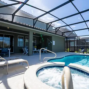  Holiday home Stunning 5bd W/ Pool Close To @ Solterra 7829
